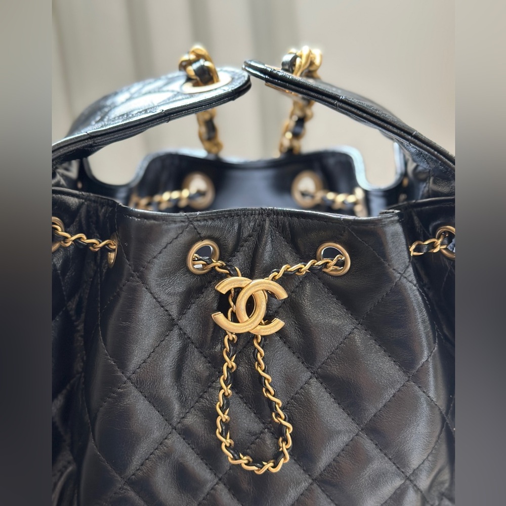 ❌ SOLD ❌ CHANEL 25 HOBO BAG in Black - Picture 8 of 8